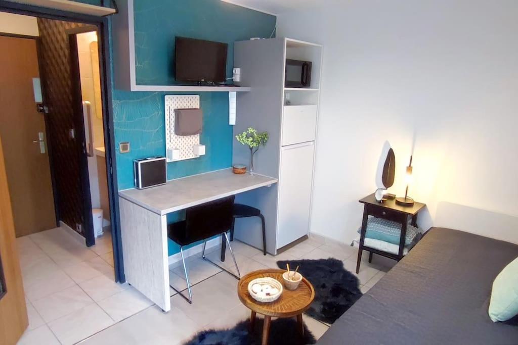 Michelet Studio Climatise Avec Balcon Et Parking Ferme Montpellier Exteriér fotografie